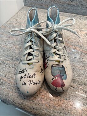 Passport Cream Lace-Up Ankle Boots with Teal Accents